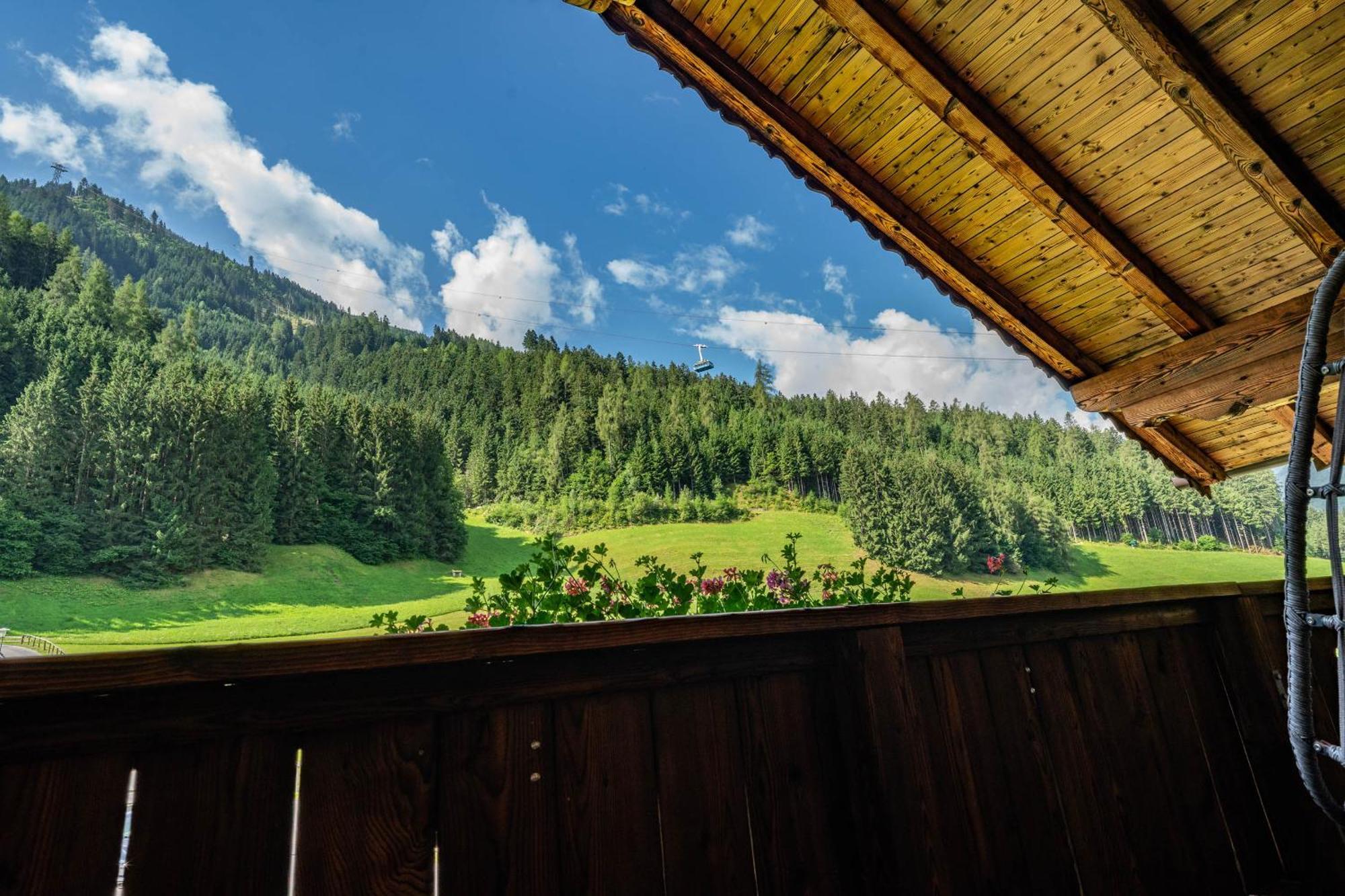 Landhaus Ifangl Mayrhofen Eksteriør bilde